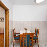 In Starigrad-paklenica 43533 Apartamento Starigrad Paklenica