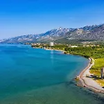 In Starigrad-paklenica 43533 Apartamento