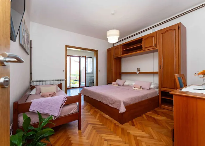Apartment In Starigrad-paklenica 43533 Starigrad Paklenica