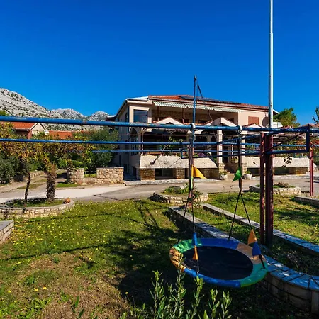 Lägenhet In Starigrad-paklenica 43533